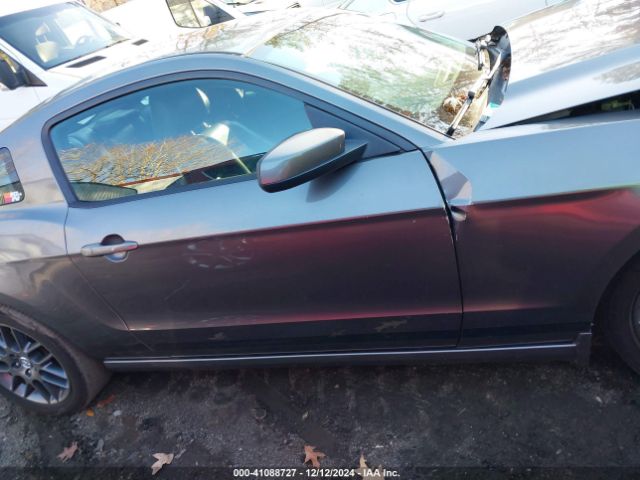 1ZVBP8AM8E5308951 Ford Mustang V6 Premium