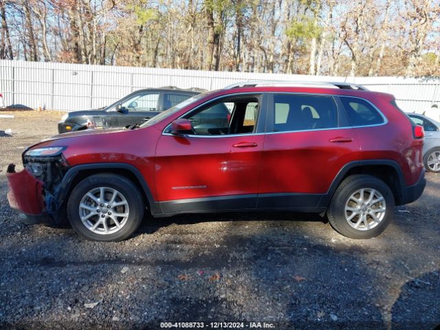 1C4PJMCB9HW634643 Jeep Cherokee Latitude 4x4