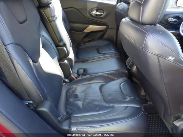 1C4PJMCB9HW634643 Jeep Cherokee Latitude 4x4