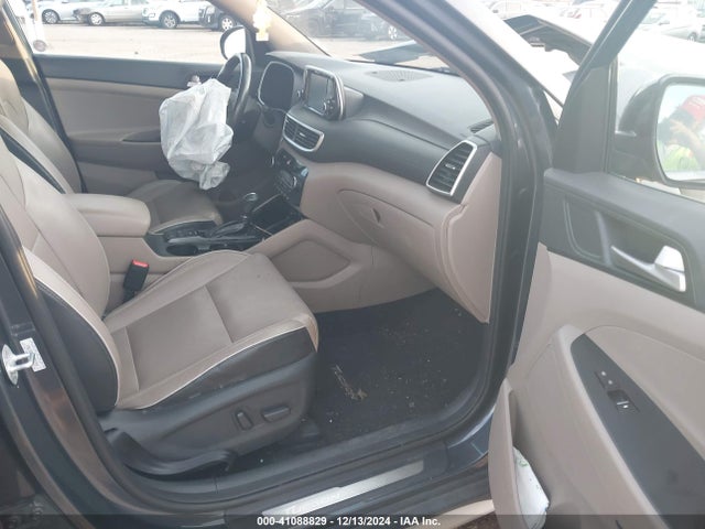 KM8J33AL4KU981544 Hyundai Tucson Limited