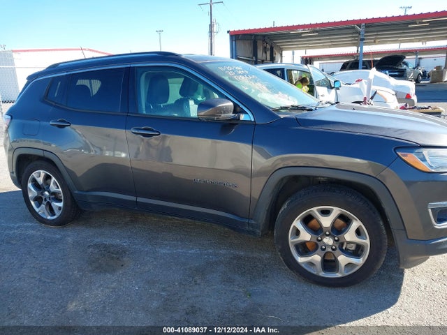 Jeep 2020 2020 3C4NJCCBXLT128660 Image 13