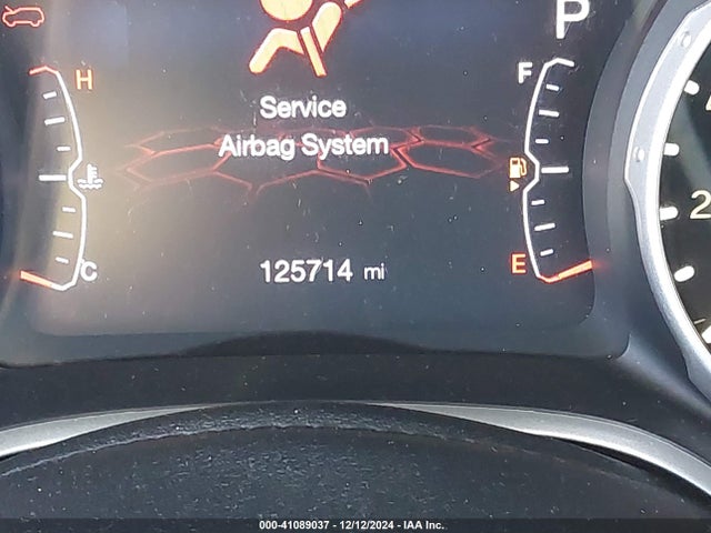 Jeep 2020 2020 3C4NJCCBXLT128660 Image 15