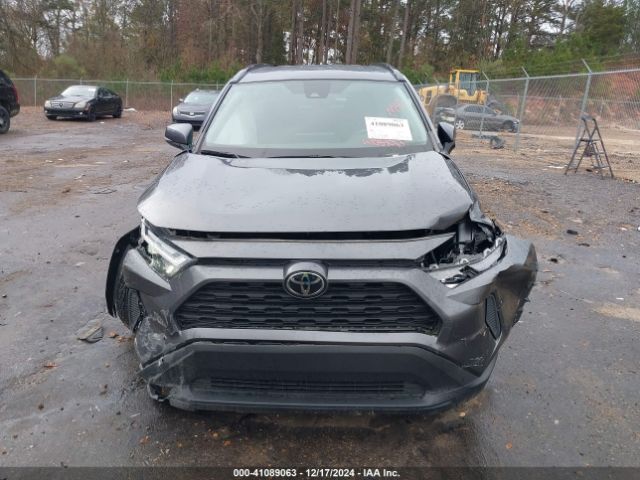 2T3W1RFV9NC182557 Toyota Rav4 Xle