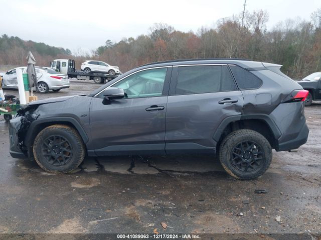 2T3W1RFV9NC182557 Toyota Rav4 Xle