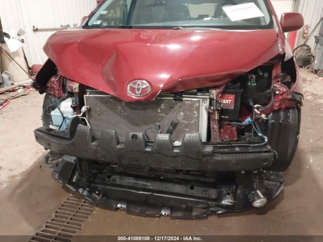 5TDYK3DC5FS588258 Toyota Sienna Xle/limited
