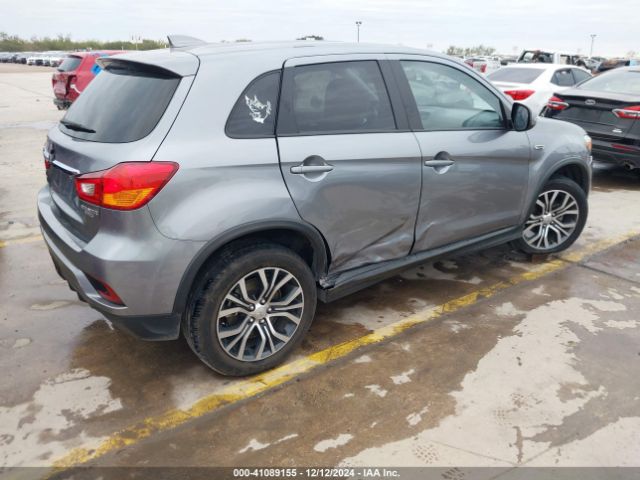 2018 MITSUBISHI OUTLANDER SPORT JA4AP3AU1JZ008845 Photo 3