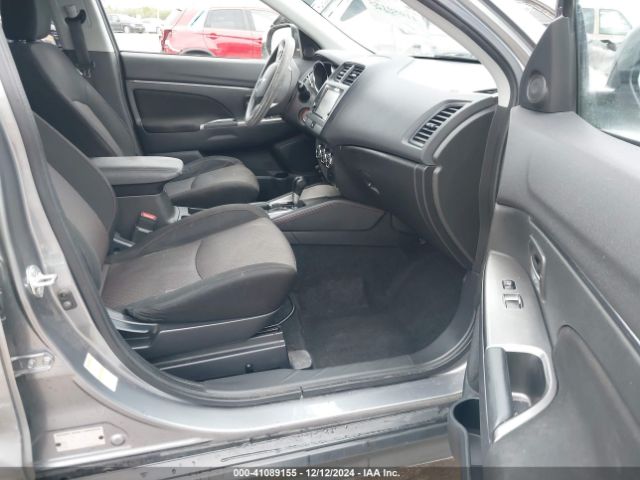 2018 MITSUBISHI OUTLANDER SPORT JA4AP3AU1JZ008845 Photo 4