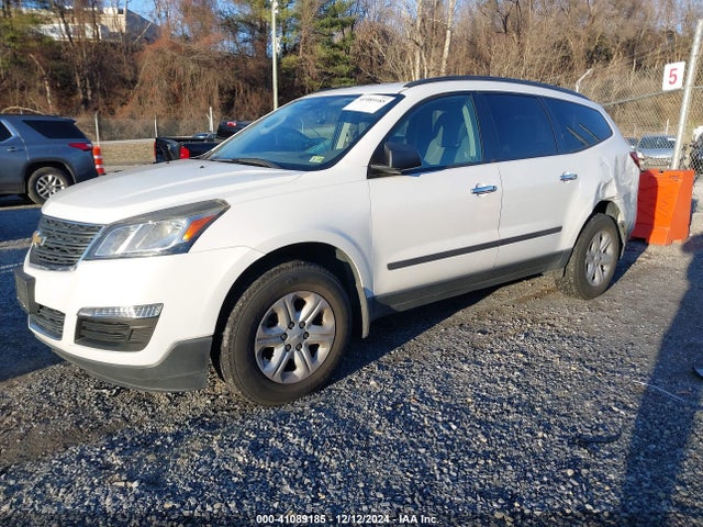 Chevrolet Traverse Ls 2017 1GNKVFKD1HJ203084 Image 2