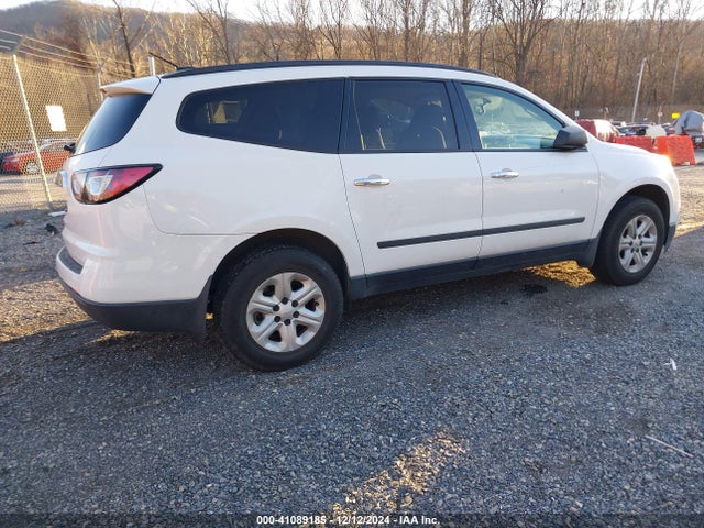 Chevrolet Traverse Ls 2017 1GNKVFKD1HJ203084 Image 4