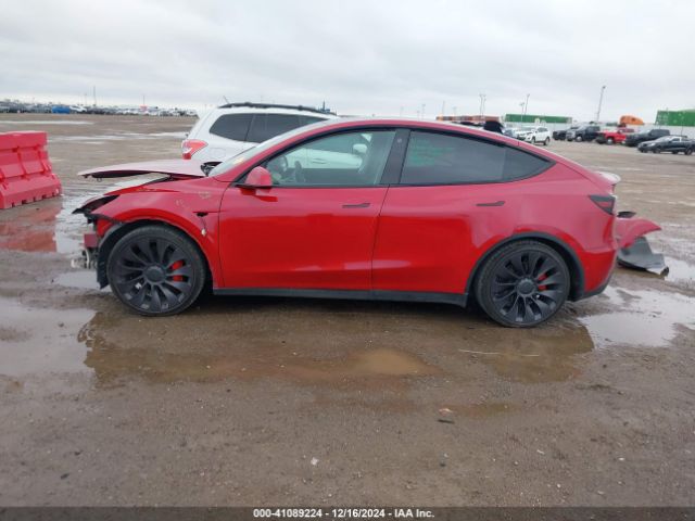 7SAYGDEF1NF382392 Tesla Model Y Performance Dual Motor All-wheel Drive