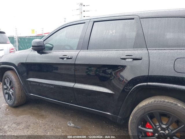 1C4RJFAG9JC391068 Jeep Grand Cherokee Altitude 4x4