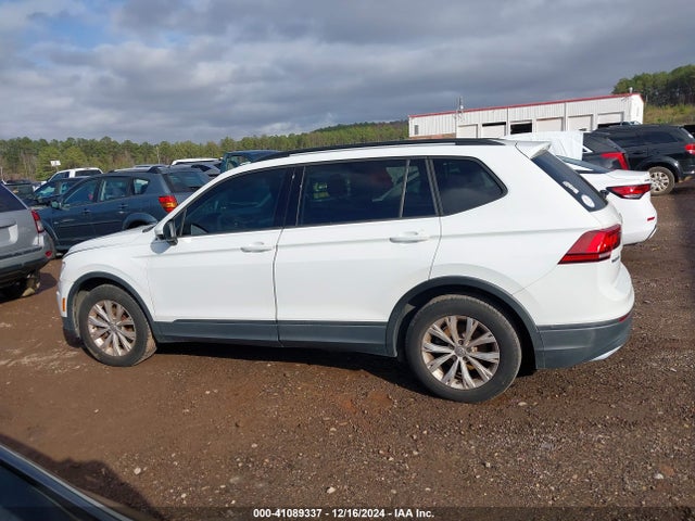 3VV1B7AX6JM052588 Volkswagen Tiguan 2.0t S