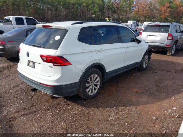 3VV1B7AX6JM052588 Volkswagen Tiguan 2.0t S