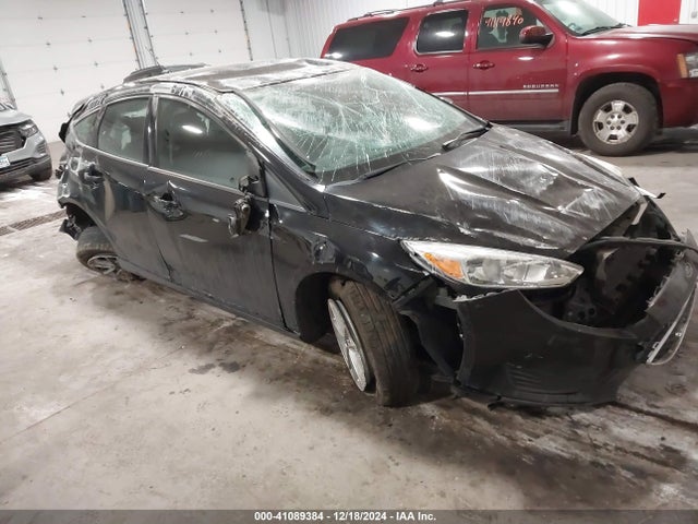 1FADP3K22JL206035 Ford FOCUS SE