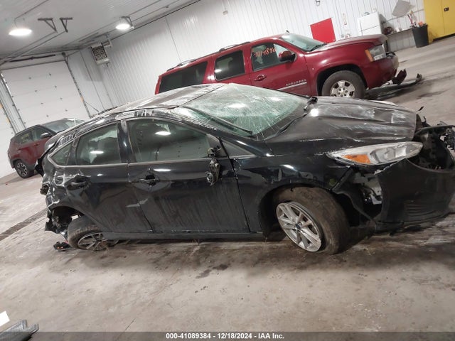 1FADP3K22JL206035 Ford FOCUS SE