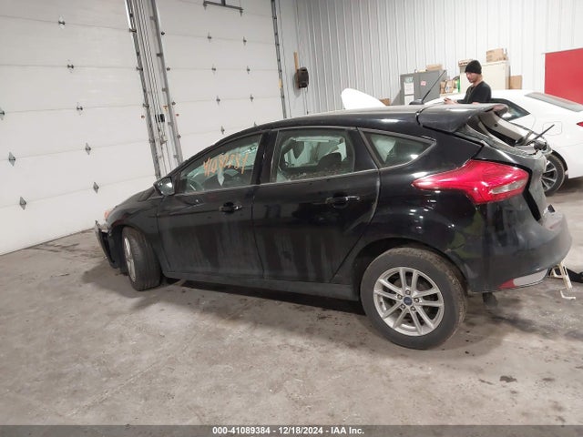 1FADP3K22JL206035 Ford FOCUS SE