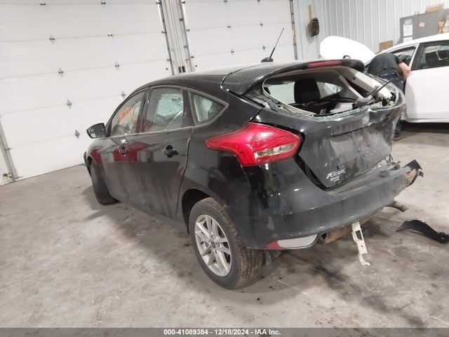1FADP3K22JL206035 Ford FOCUS SE