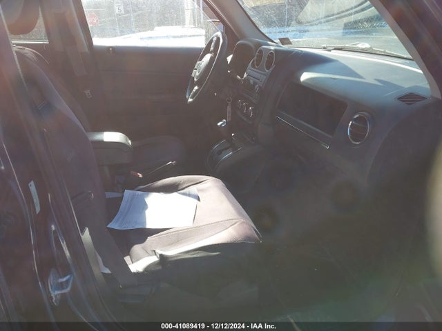 1C4NJRFB8ED883846 Jeep Patriot Latitude