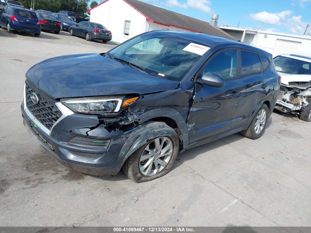 Hyundai TUCSON SE 2019 KM8J2CA43KU956808 Image 2