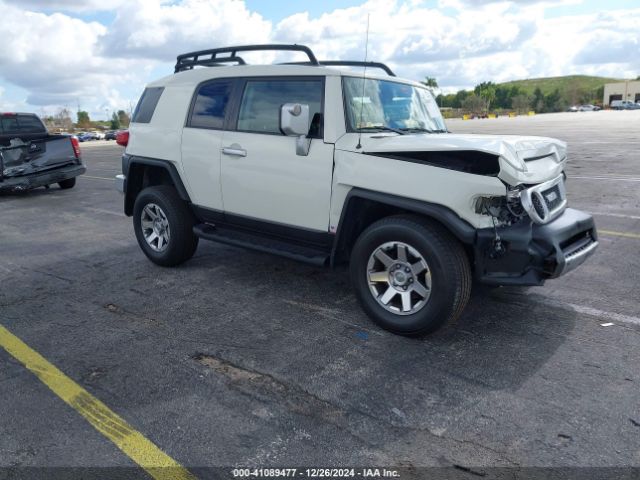 2014 TOYOTA FJ CRUISER JTEBU4BF5EK206623