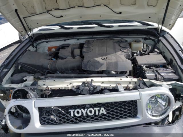 2014 TOYOTA FJ CRUISER JTEBU4BF5EK206623 Photo 9