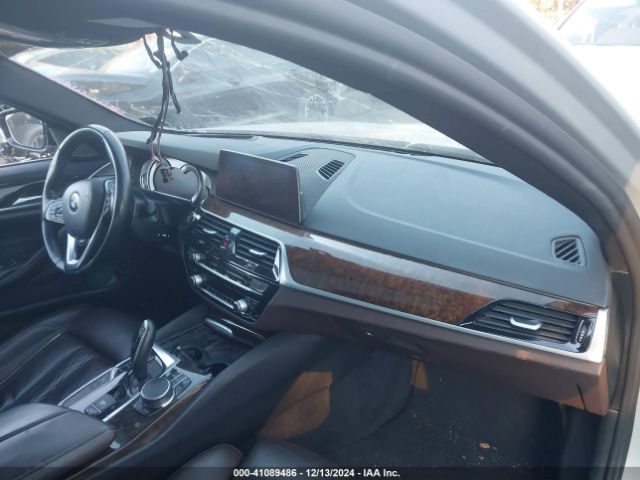 2019 BMW 540I WBAJE7C57KWW15776 Photo 4