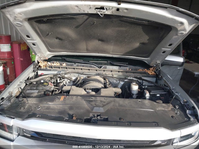 3GCUKREC6HG186864 Chevrolet Silverado 1500 2lt
