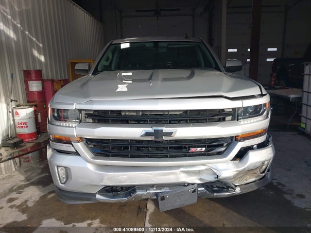 3GCUKREC6HG186864 Chevrolet Silverado 1500 2lt