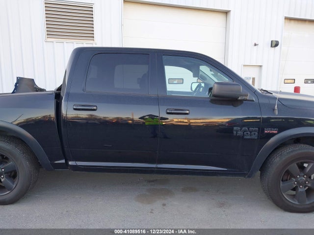 1C6RR7LT4KS709900 RAM 1500 Classic Warlock  4x4 5'7 Box