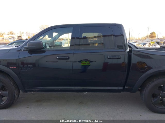 1C6RR7LT4KS709900 RAM 1500 Classic Warlock  4x4 5'7 Box