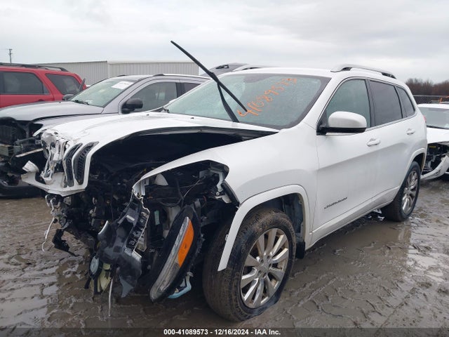 1C4PJMJX7JD594353 Jeep Cherokee Overland 4x4