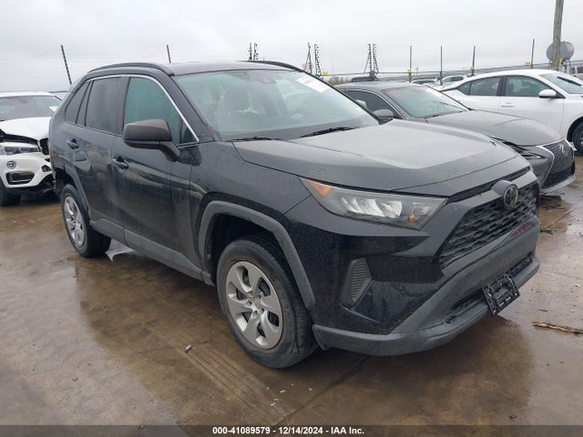 Toyota RAV4 LE 2020 2T3H1RFV0LC037865 Image 1