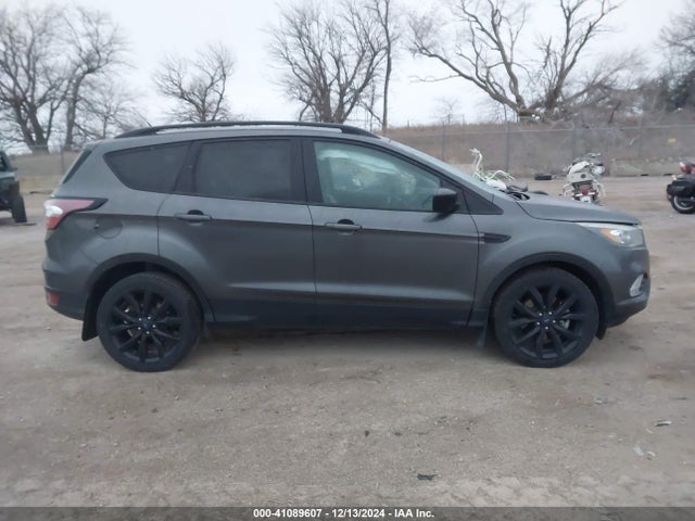 Ford ESCAPE SE 2017 1FMCU9GD7HUD01427 Image 14