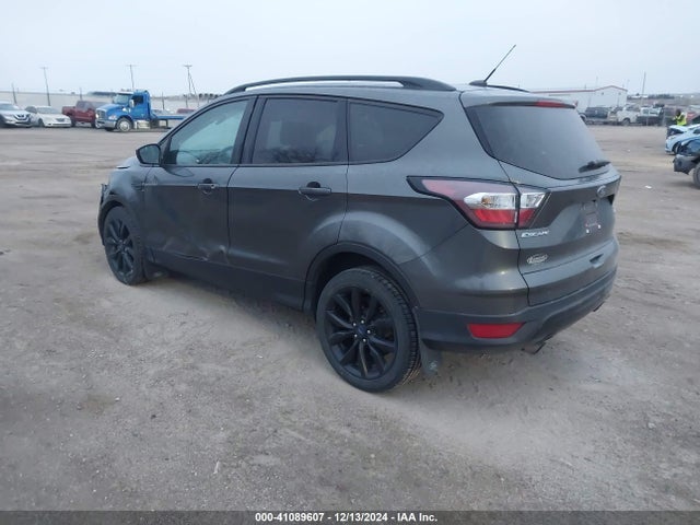 Ford ESCAPE SE 2017 1FMCU9GD7HUD01427 Image 3