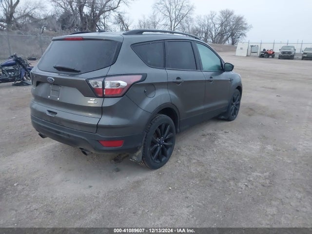 Ford ESCAPE SE 2017 1FMCU9GD7HUD01427 Image 4
