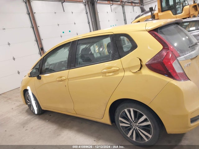 3HGGK5H80JM732032 Honda FIT EX