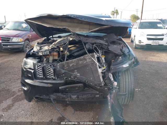 1C4RJEAGXJC392451 Jeep Grand Cherokee Altitude 4x2