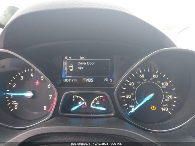 1FMCU0GD1KUB58252 Ford ESCAPE SE