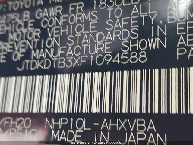 JTDKDTB3XF1094588 Toyota Prius C One