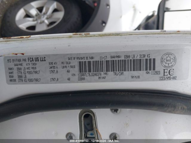 1C6RR7LT8JS206370 RAM 1500 Slt