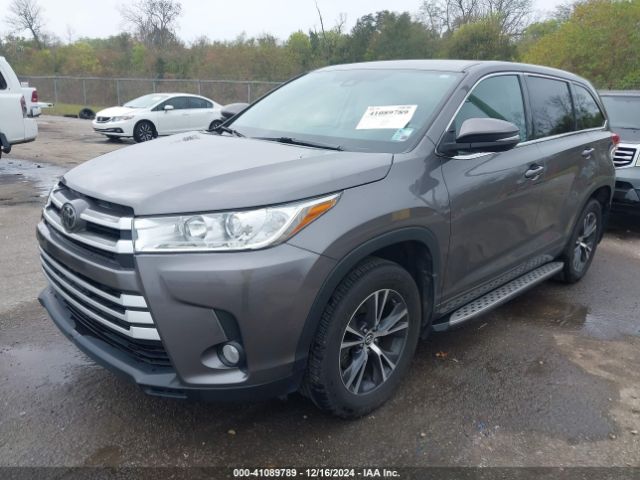 5TDZZRFH2JS272661 Toyota Highlander Le Plus