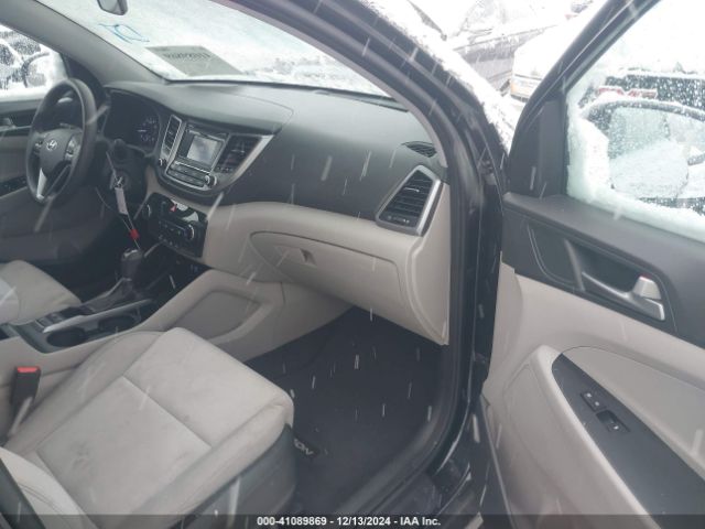 KM8J3CA29HU386379 Hyundai Tucson Eco