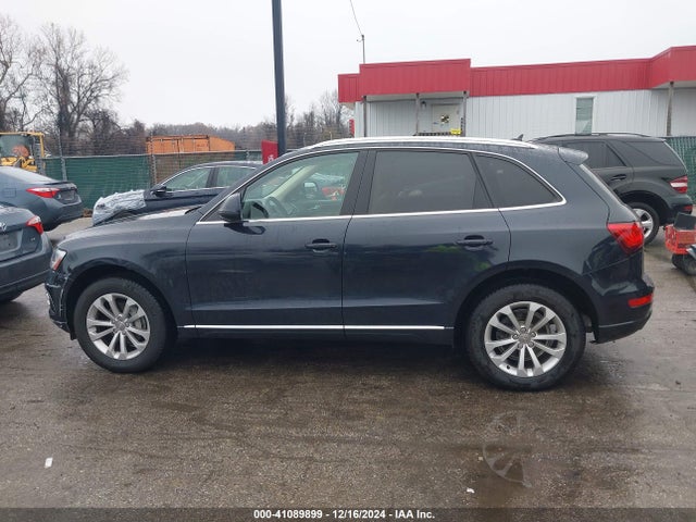 WA1LFAFP4EA092523 Audi Q5 2.0t Premium