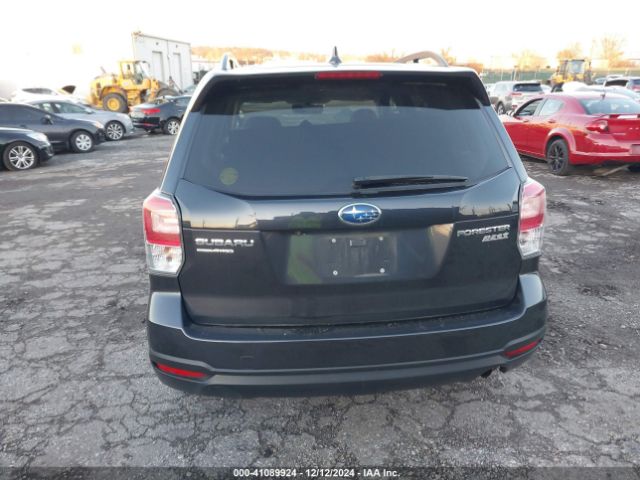 JF2SJAEC2HH524215 Subaru Forester 2.5i Premium