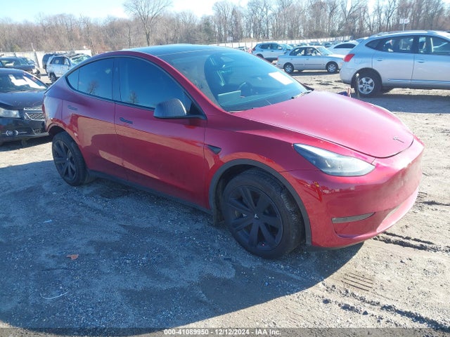 2024 TESLA MODEL Y 7SAYGDEEXRA286352 Photo 0