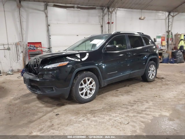 Jeep Cherokee Latitude 2014 1C4PJMCB0EW229198 Image 2