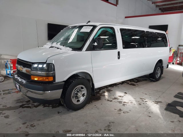 Chevrolet Express 3500 Lt 2018 1GAZGPFG3J1284681 Image 2