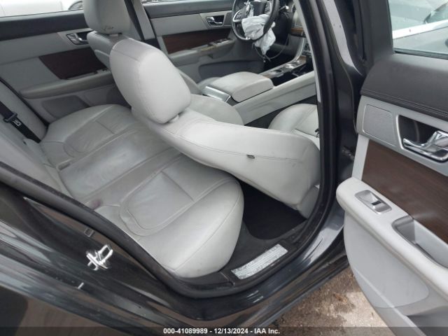 SAJWA0ES4EPU29711 Jaguar Xf I4 T