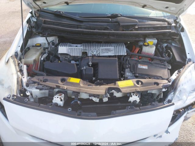 JTDKN3DU3E1763611 Toyota Prius Two