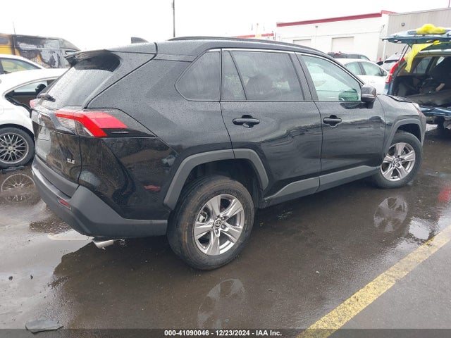 Toyota Rav4 Xle 2023 2T3W1RFV0PW257390 Image 4